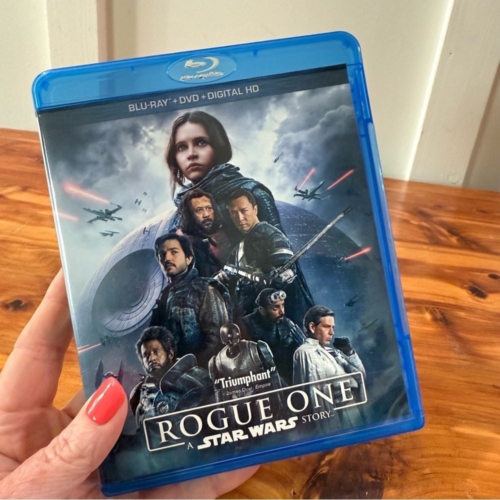Star Wars Rogue One Blu-Ray DVD Digital HD 3 Disc Set